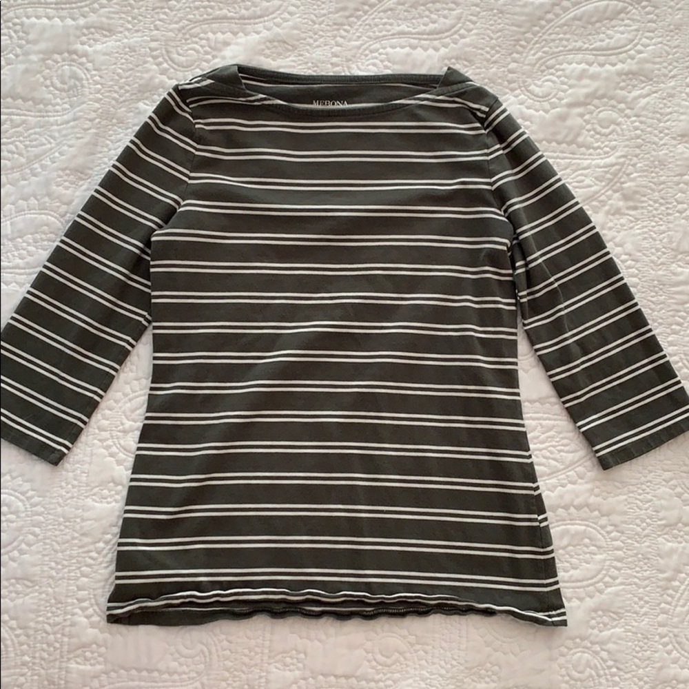 3/$15 Merona 3/4 length shirt